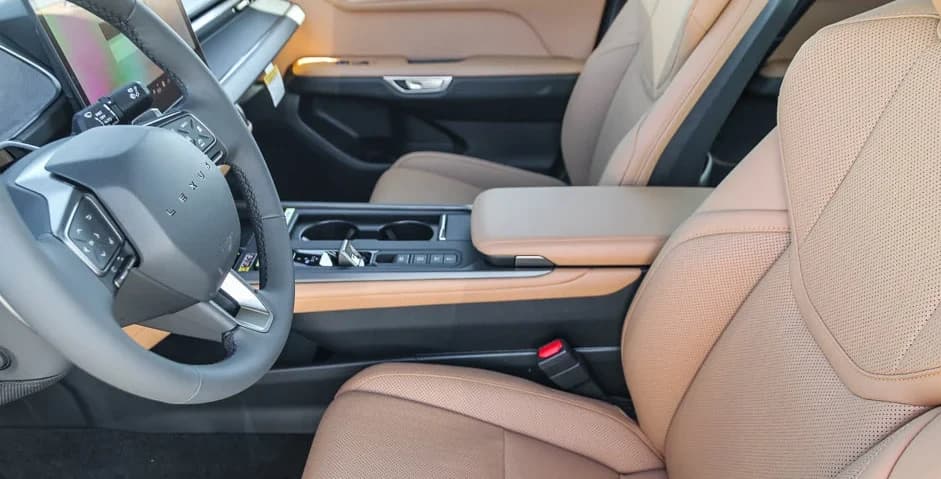 Lexus ES ES 350h Premium FWD 2026 — side view