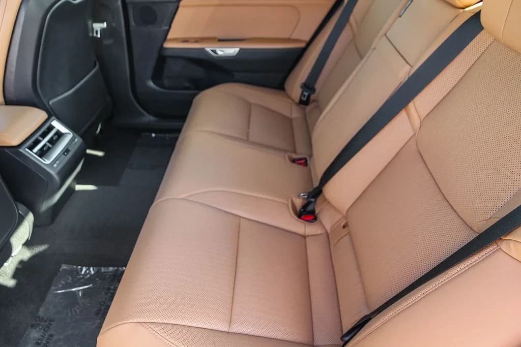 Lexus ES ES 350h Premium FWD 2026 — side view