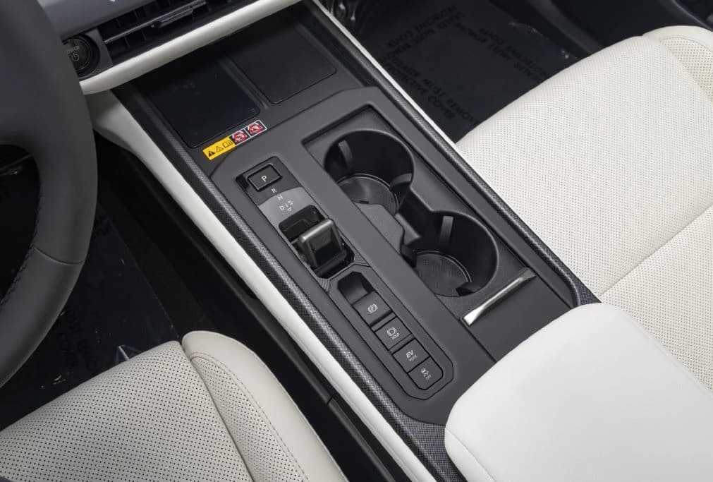 Lexus ES ES 350h Premium FWD 2026 — side view
