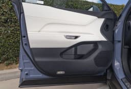 Lexus ES ES 350h Premium FWD 2026 — side view