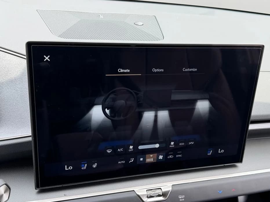 Lexus ES ES 350h Premium AWD 2026 — side view