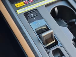 Lexus ES ES 350h Premium+ AWD 2026 — side view