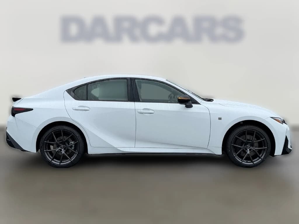 Lexus IS IS 350 F SPORT Design AWD 2026 — side view