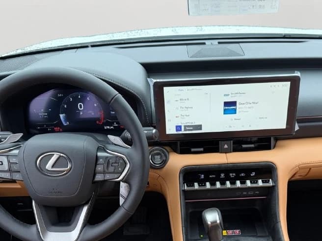 Lexus IS IS 350 F SPORT Design AWD 2026 — side view