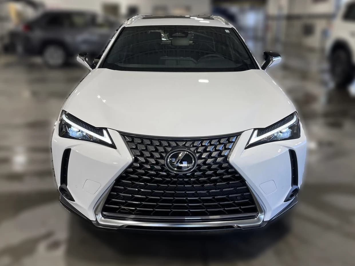Lexus UX UX 300h Premium AWD 2026 — side view