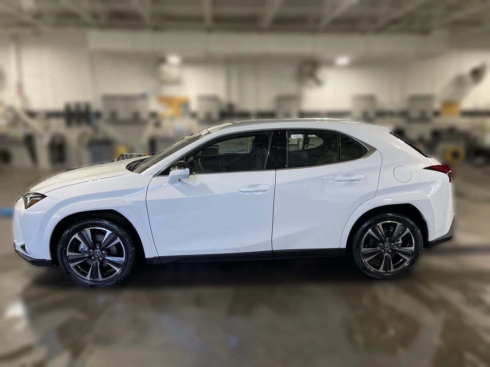 Lexus UX UX 300h Premium AWD 2026 — side view