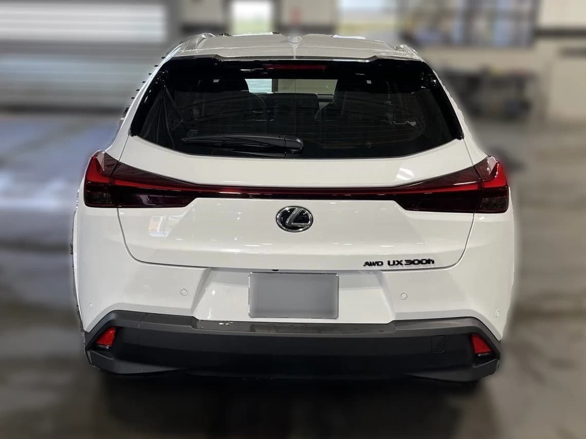 Lexus UX UX 300h Premium AWD 2026 — side view