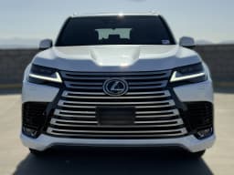 Lexus LX LX 600 Luxury 4WD 2026 — side view