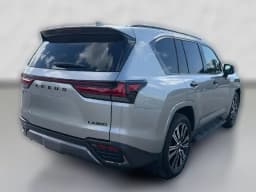 Lexus LX LX 600 Luxury 4WD 2026 — side view