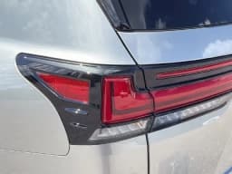 Lexus LX LX 600 Luxury 4WD 2026 — side view