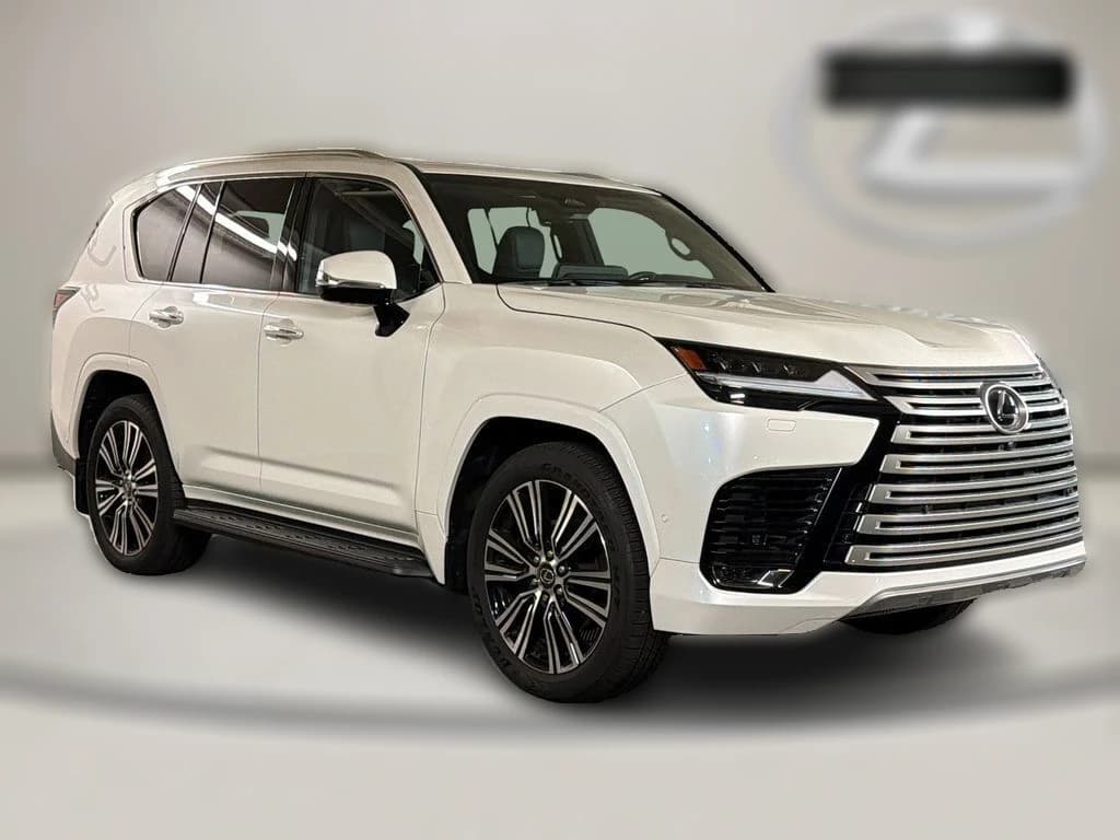 Lexus LX LX 700h Luxury 4WD 2026 — side view
