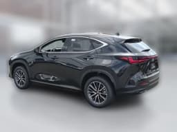 Lexus NX NX 450h+ Premium AWD 2026 — side view