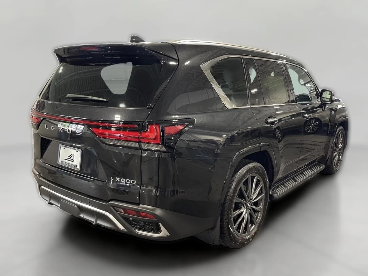 Lexus LX LX 600 F SPORT Handling 4WD 2026 — side view