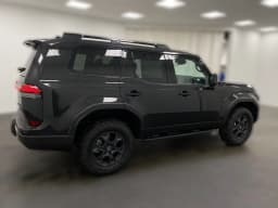 Lexus GX GX 550 Overtrail+ 4WD 2026 — side view