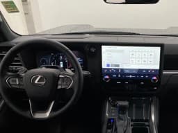 Lexus GX GX 550 Overtrail+ 4WD 2026 — side view