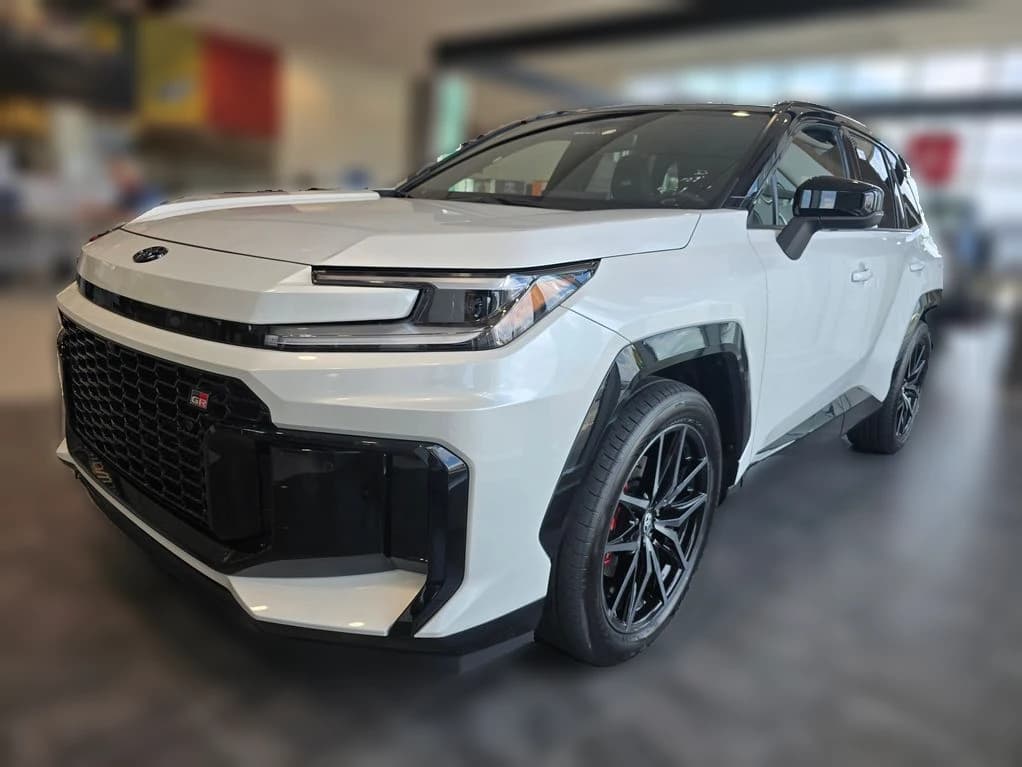 Toyota RAV4 Plug-In Hybrid GR Sport (Natl) 2026 — side view
