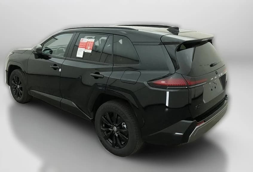 Toyota RAV4 Plug-In Hybrid SE (Natl) 2026 — side view