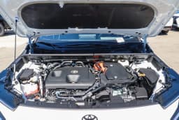 Toyota RAV4 Plug-In Hybrid SE (Natl) 2026 — side view