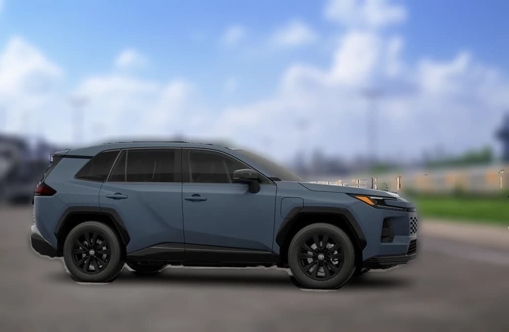 Toyota RAV4 Plug-In Hybrid SE (Natl) 2026 — side view