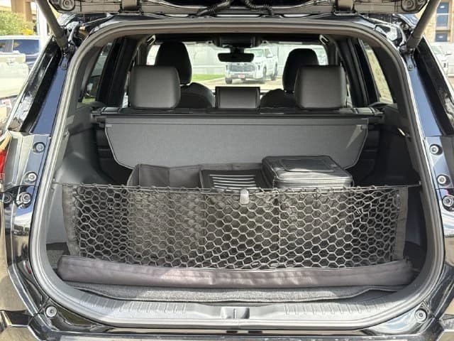 Toyota RAV4 Plug-In Hybrid GR Sport (Natl) 2026 — side view