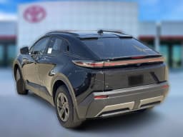 Toyota C-HR SE AWD (Natl) 2026 — side view