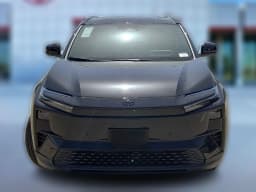 Toyota C-HR SE AWD (Natl) 2026 — side view