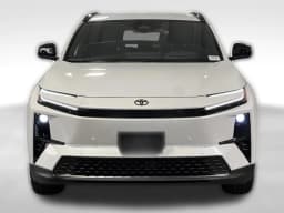 Toyota C-HR SE AWD (Natl) 2026 — side view