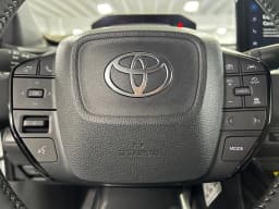 Toyota C-HR SE AWD (Natl) 2026 — side view