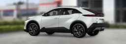 Toyota C-HR SE AWD (Natl) 2026 — side view