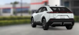 Toyota C-HR SE AWD (Natl) 2026 — side view