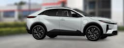 Toyota C-HR SE AWD (Natl) 2026 — side view