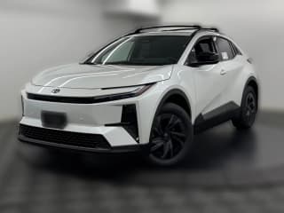 Toyota C-HR SE AWD (Natl)