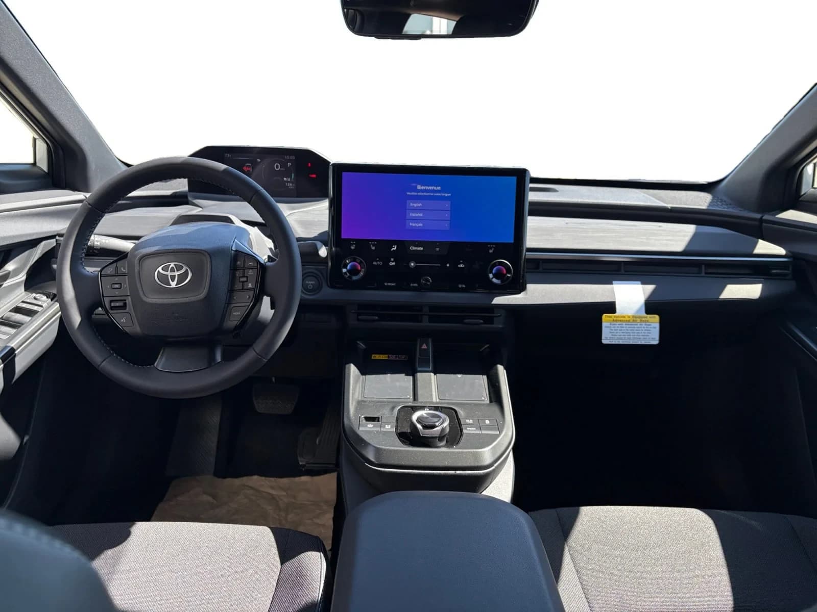 Toyota C-HR SE AWD (Natl) 2026 — side view