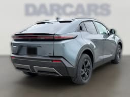 Toyota C-HR SE AWD (Natl) 2026 — side view
