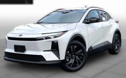 Toyota C-HR SE AWD (GS) 2026 — side view