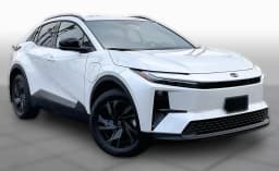 Toyota C-HR SE AWD (GS) 2026 — side view