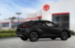Toyota C-HR SE AWD (Natl) 2026 — side view