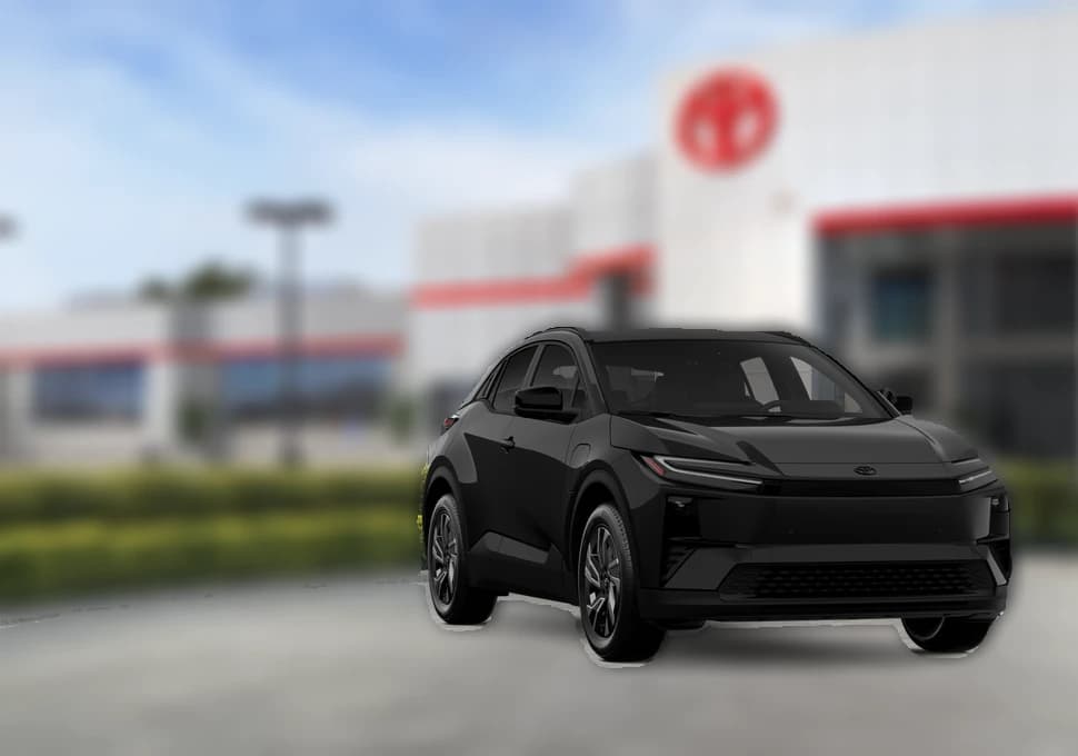 Toyota C-HR SE AWD (Natl) 2026 — side view