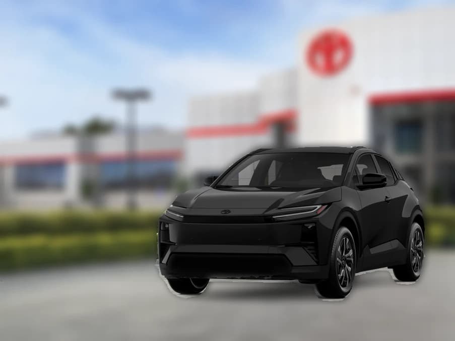 Toyota C-HR SE AWD (Natl) 2026 — side view
