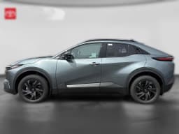 Toyota C-HR SE AWD (Natl) 2026 — side view