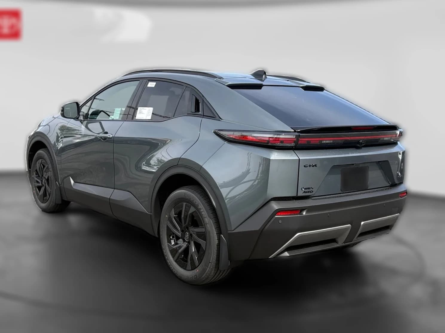 Toyota C-HR SE AWD (Natl) 2026 — side view