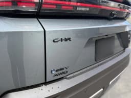 Toyota C-HR SE AWD (Natl) 2026 — side view