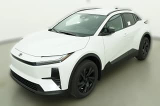 Toyota C-HR SE AWD (Natl)