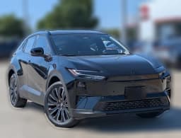 Toyota C-HR XSE AWD (Natl) 2026 — side view