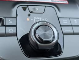 Toyota C-HR XSE AWD (Natl) 2026 — side view
