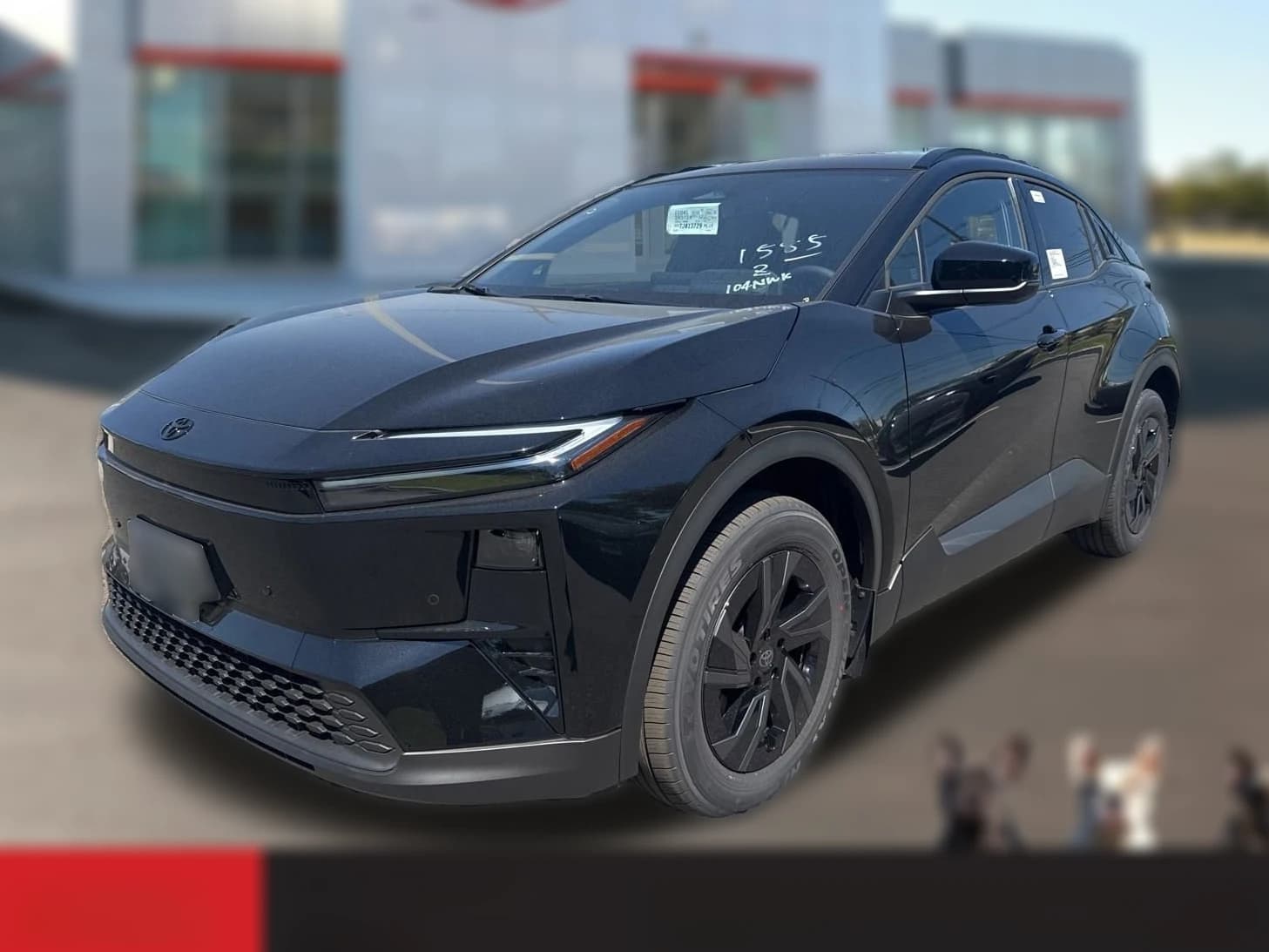 Toyota C-HR SE AWD (Natl) 2026 — side view