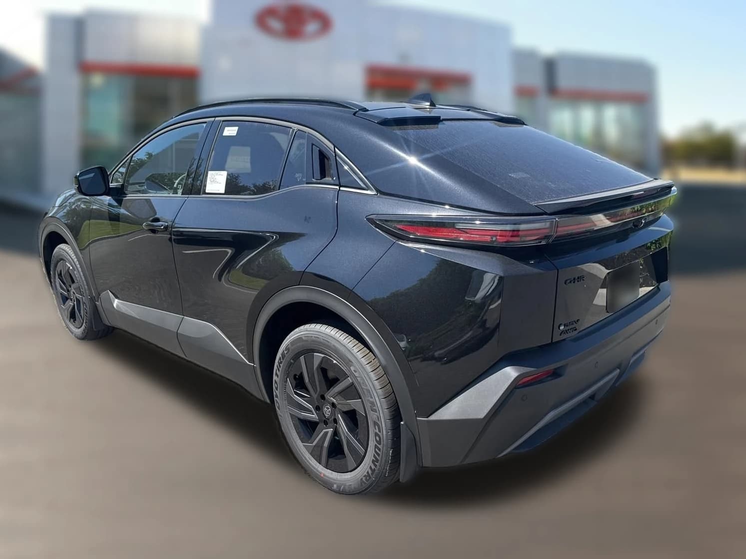 Toyota C-HR SE AWD (Natl) 2026 — side view