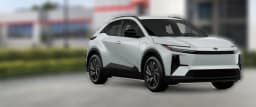 Toyota C-HR SE AWD (Natl) 2026 — side view