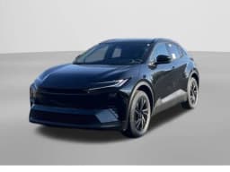 Toyota C-HR SE AWD (Natl) 2026 — side view