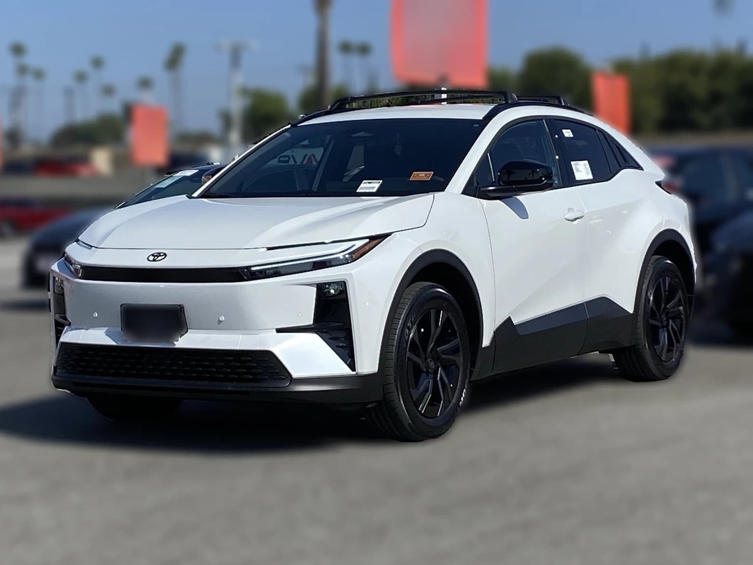 Toyota C-HR SE AWD (Natl) 2026 — side view